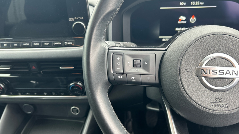 Nissan Qashqai 1.3 DiG-T MH N-Connecta 5dr Petrol Hatchback